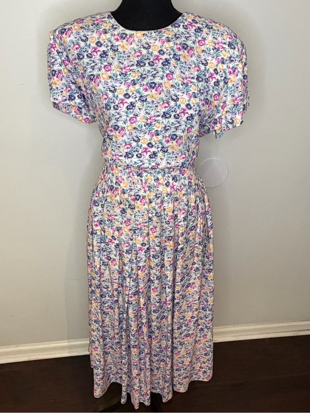 Vintage Karin Stevens Floral Cottagecore Button Back Puff Sleeve Dress - Size 16